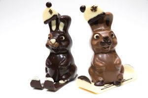 GAGNEZ UN LAPIN GÉANT EN CHOCOLAT D'UNE VALEUR DE 100$!